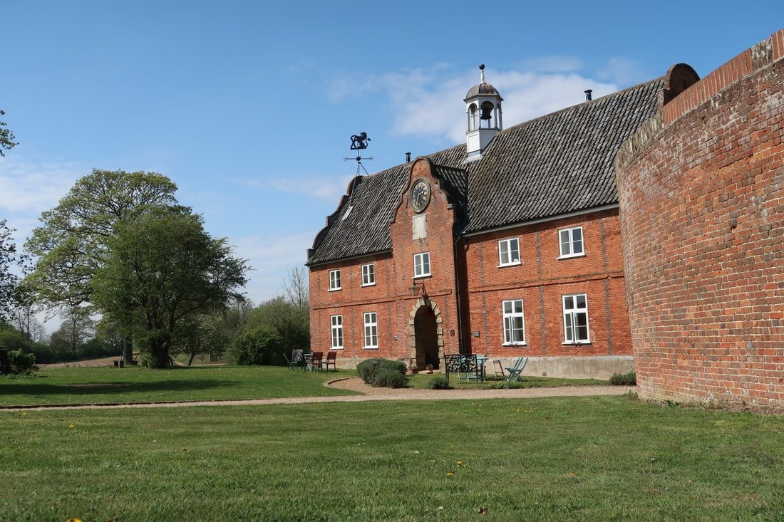 Spixworth Hall Cottages - Accommodation - Accessible Accommodation and ...